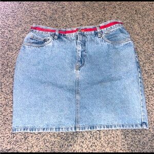 Vintage 90s Tommy Hilfiger skirt